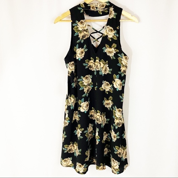 NWT Altar’d State Black Floral Dress Fairycore - Picture 2 of 7